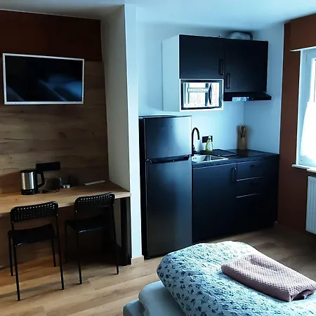 Hotell Gruendauer Schlafstub 3*